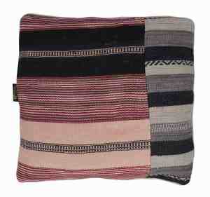 Funda de cojín kilim tejida a mano